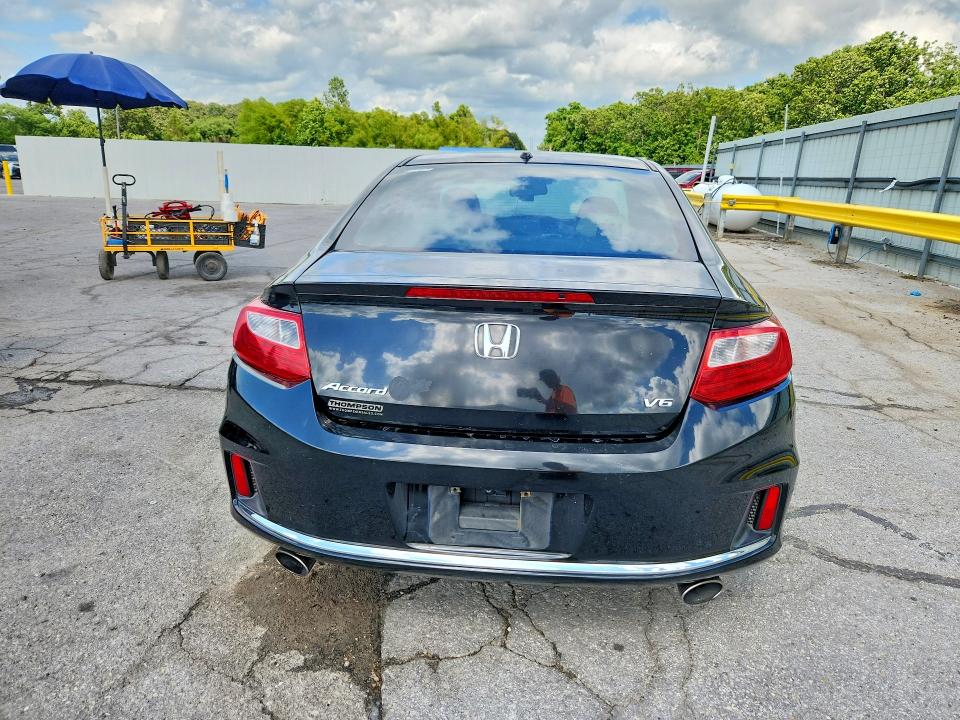 57024756 :رقم المزاد ، 1HGCT2B83FA009265 vin ، 2015 Honda Accord مزاد بيع