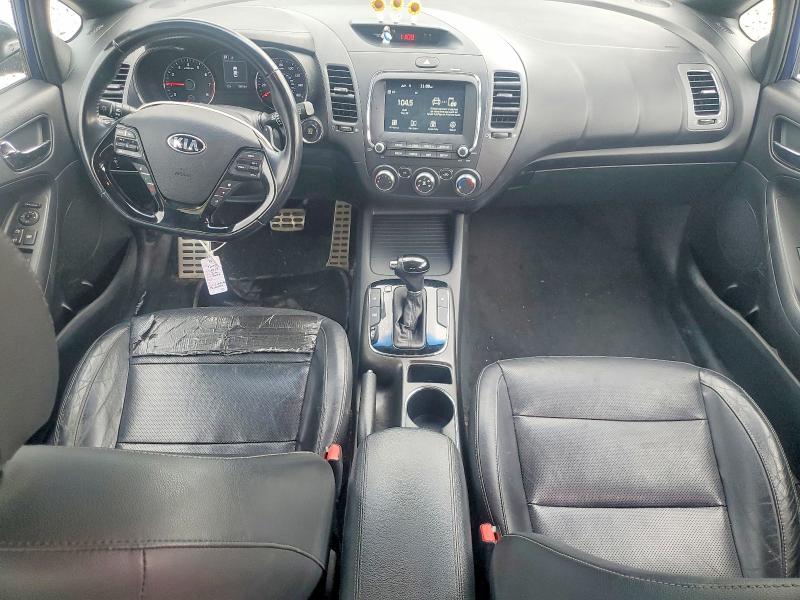 56076796 :رقم المزاد ، 3KPFN5A37HE112296 vin ، 2017 Kia Forte5 مزاد بيع