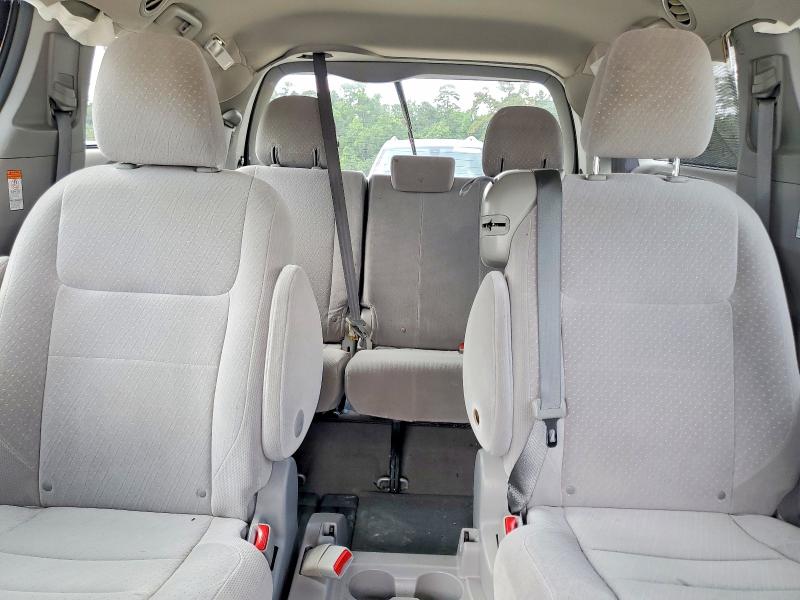56442076 :رقم المزاد ، 5TDKZ3DC3HS800403 vin ، 2017 Toyota Sienna مزاد بيع