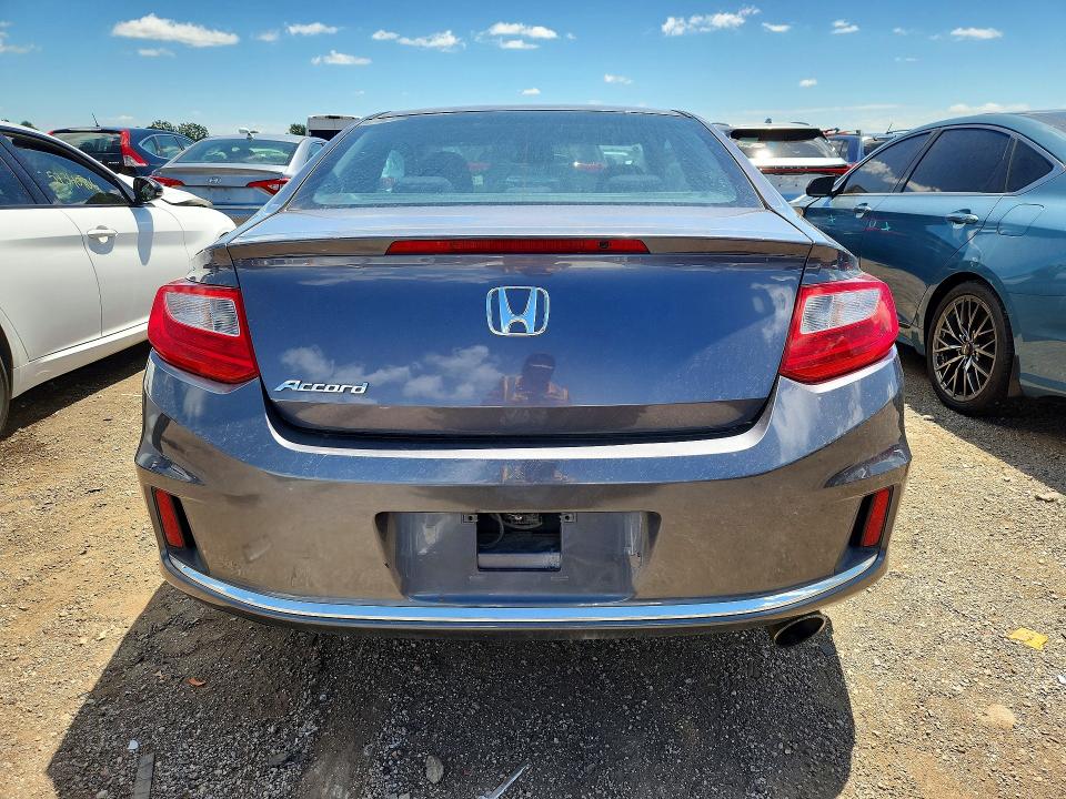 2015 Honda Accord მანქანა იყიდება აუქციონზე, vin: 1HGCT1B70FA014750, აუქციონის ნომერი: 57046586