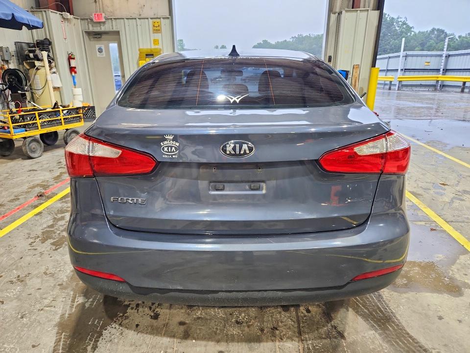 2015 Kia Forte მანქანა იყიდება აუქციონზე, vin: KNAFX4A67F5380852, აუქციონის ნომერი: 57489416
