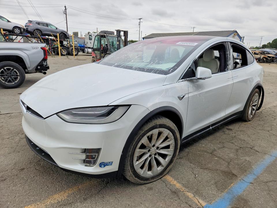 2021 Tesla Model X მანქანა იყიდება აუქციონზე, vin: 5YJXCDE21MF311418, აუქციონის ნომერი: 85604505