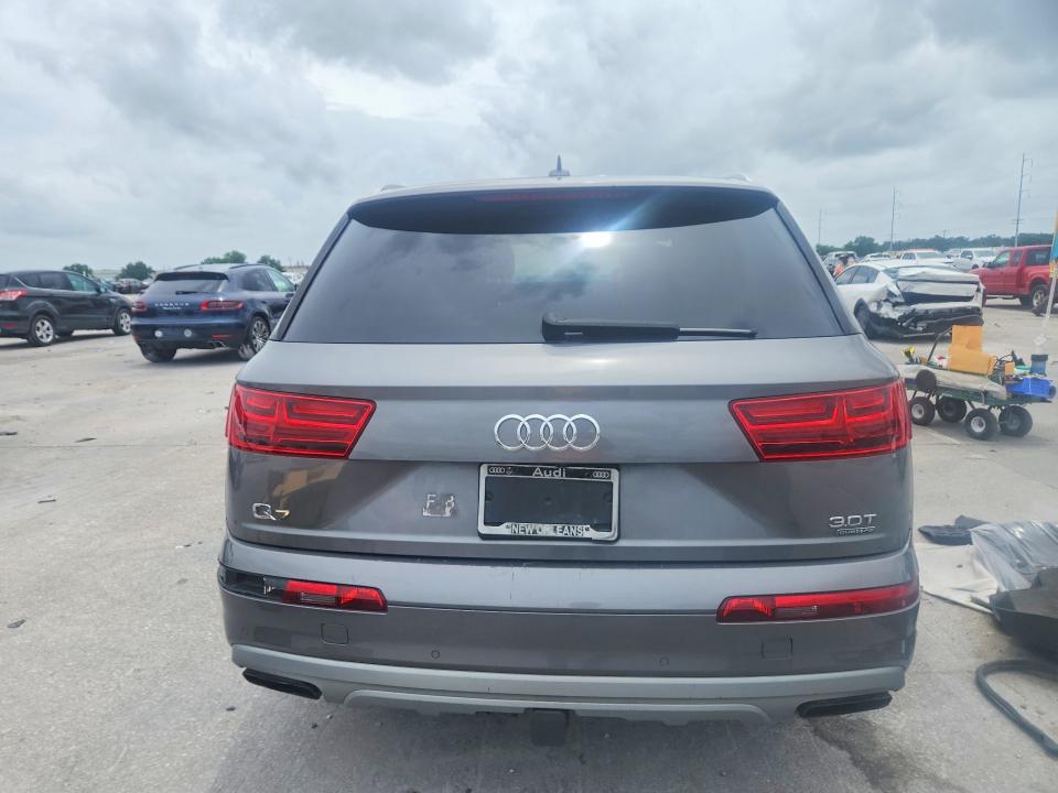 Продаж на аукціоні авто 2017 Audi Q7, vin: WA1VAAF70HD058427, номер лоту: 56719346