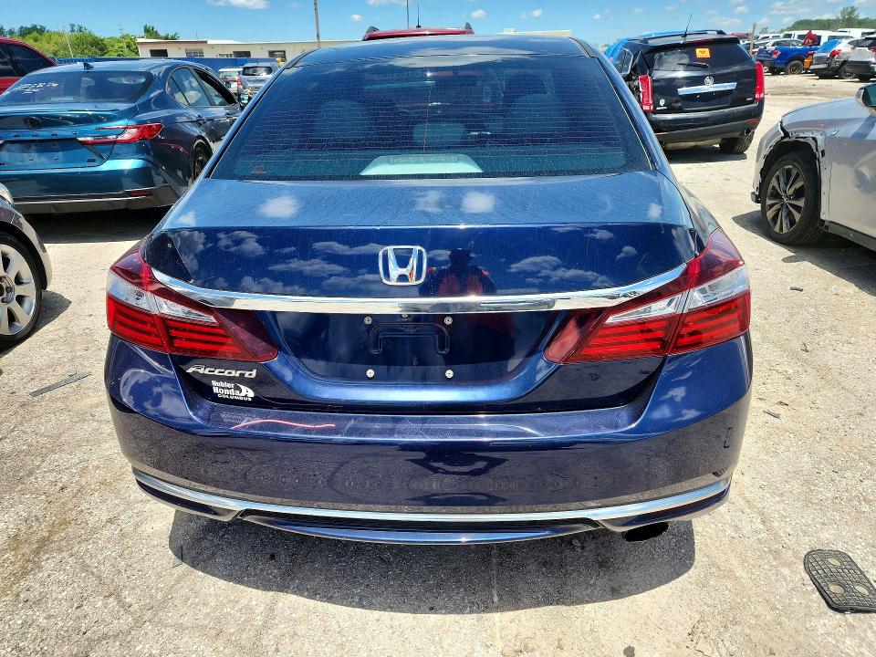 Aukcja sprzedaży 2017 Honda Accord, vin: 1HGCR2F31HA057718, numer aukcji: 57392286