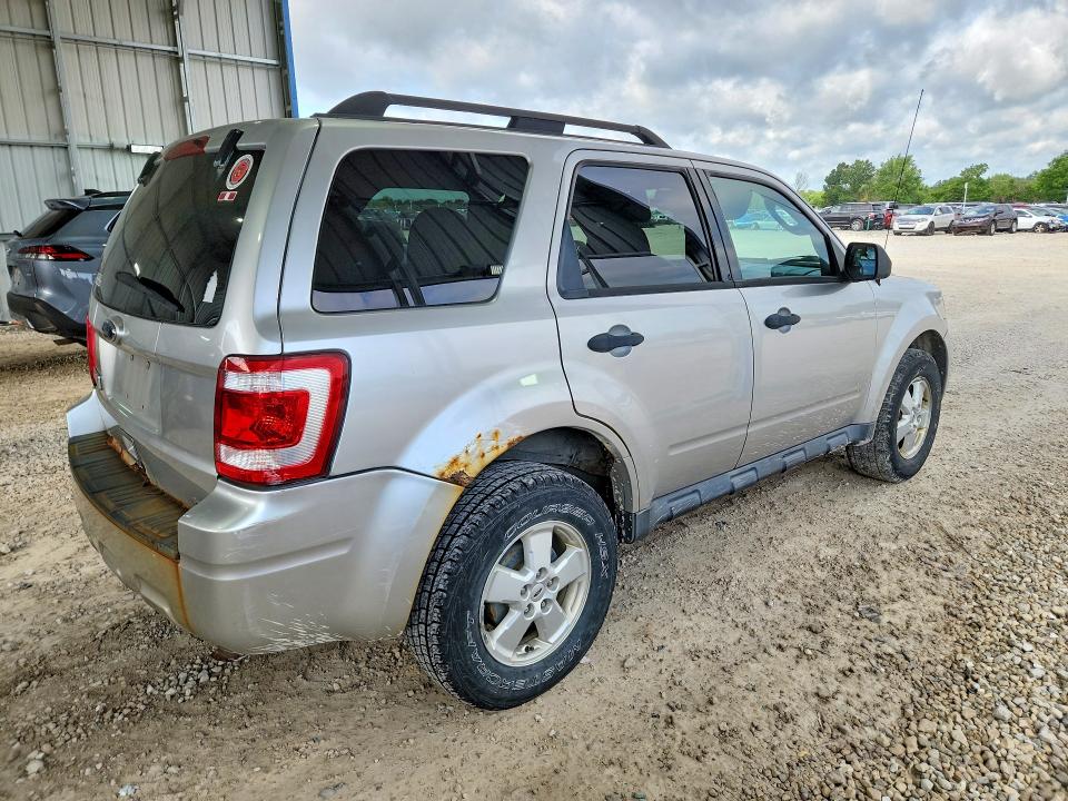 Продажа на аукционе авто 2010 Ford Escape, vin: 1FMCU0D79AKB42731, номер лота: 57001776