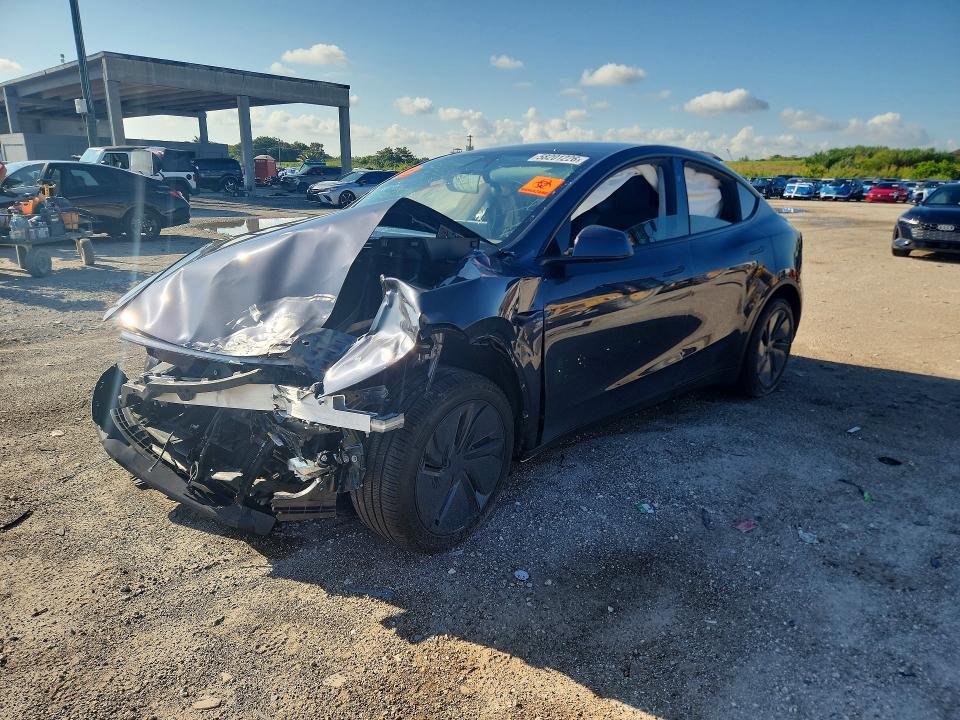 2026 Tesla Model Y მანქანა იყიდება აუქციონზე, vin: 7SAYGDED8TA417762, აუქციონის ნომერი: 58201226