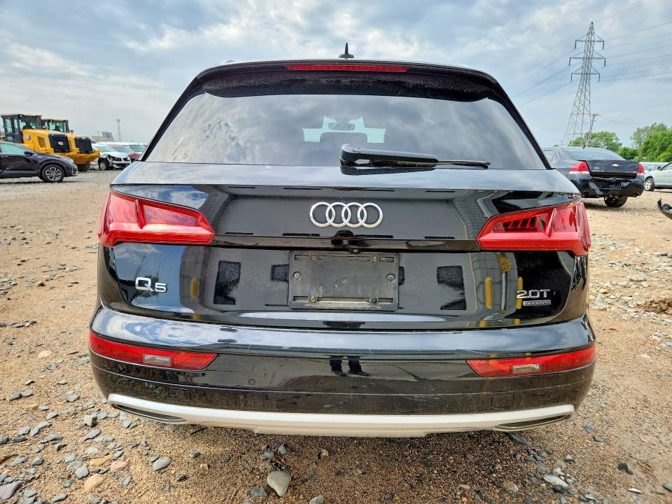 55652006 :رقم المزاد ، WA1BNAFY3J2010390 vin ، 2018 Audi Q5 مزاد بيع