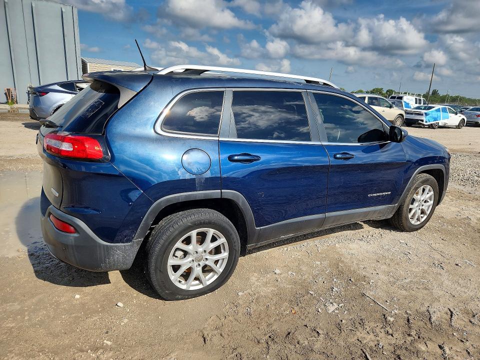 85791885 :رقم المزاد ، 1C4PJLCB4JD551682 vin ، 2018 Jeep Cherokee مزاد بيع