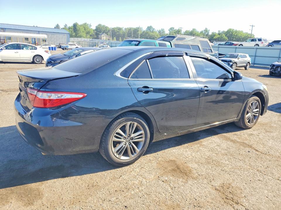 56163446 :رقم المزاد ، 4T1BF1FK7GU234592 vin ، 2016 Toyota Camry مزاد بيع