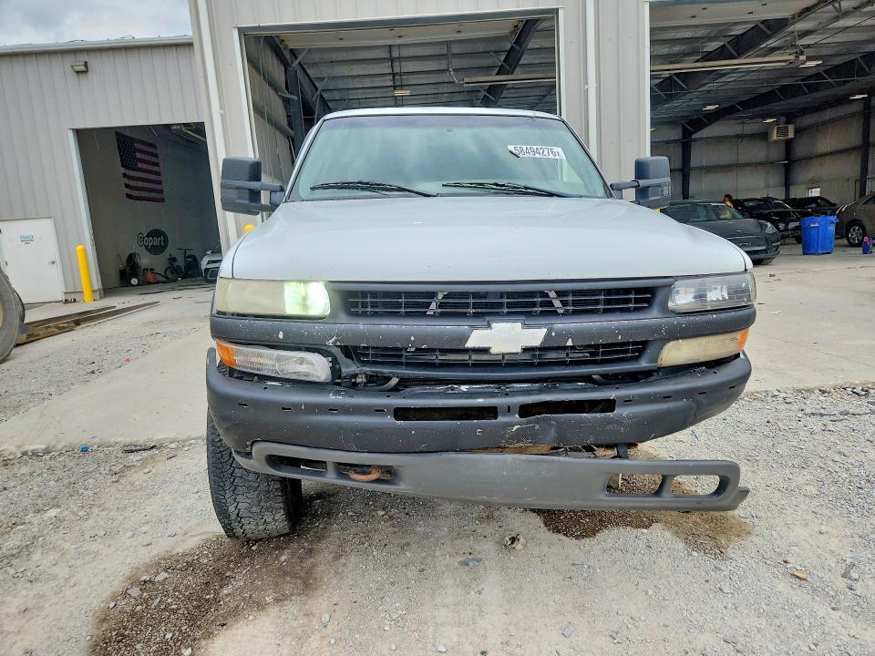 58494276 :رقم المزاد ، 1GCEK19T4YE335277 vin ، 2000 Chevrolet Silverado مزاد بيع