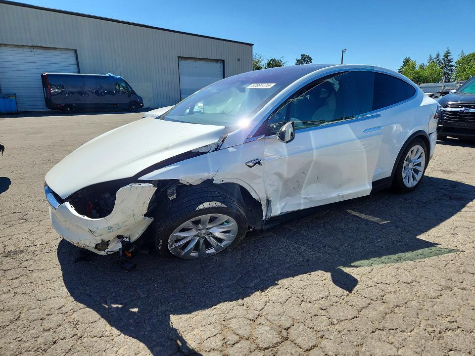 Продажа на аукционе авто 2020 Tesla Model X, vin: 5YJXCDE20LF234006, номер лота: 57691116