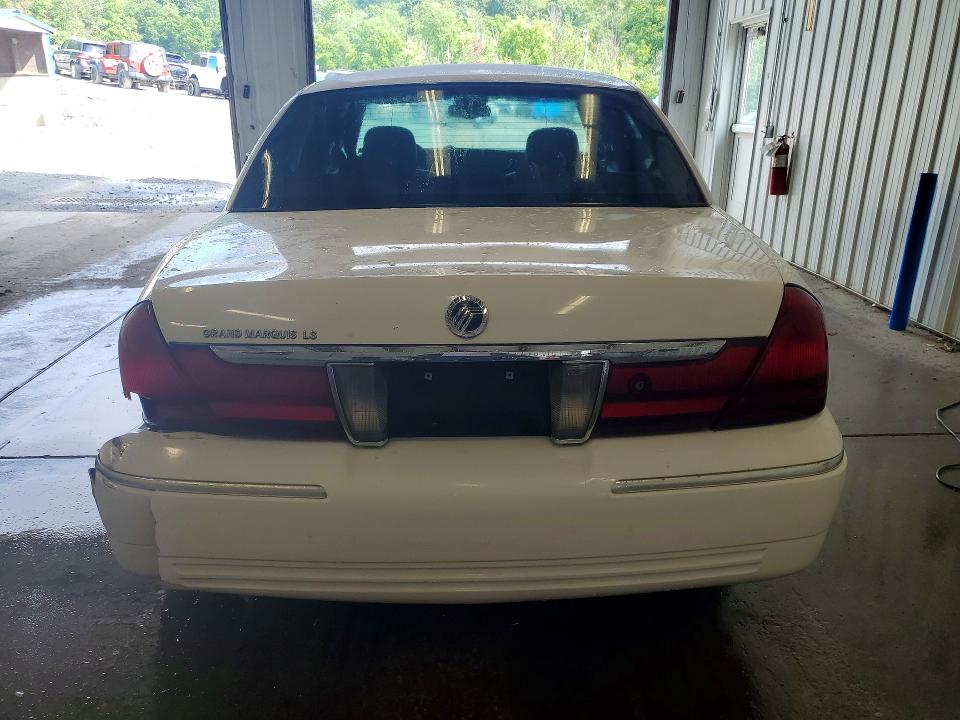 2003 Mercury Grand Marquis მანქანა იყიდება აუქციონზე, vin: 2MEFM75W53X632016, აუქციონის ნომერი: 95585405