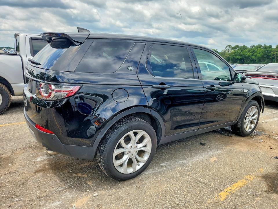 58318336 :رقم المزاد ، SALCR2RX9JH752953 vin ، 2018 Land Rover Discovery Sport مزاد بيع