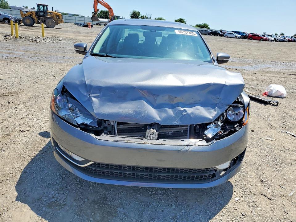 2015 Volkswagen Passat მანქანა იყიდება აუქციონზე, vin: 1VWCT7A36FC100176, აუქციონის ნომერი: 55187396