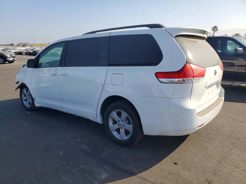 Продаж на аукціоні авто 2013 Toyota Sienna, vin: 5TDKK3DC3DS386599, номер лоту: 55104386
