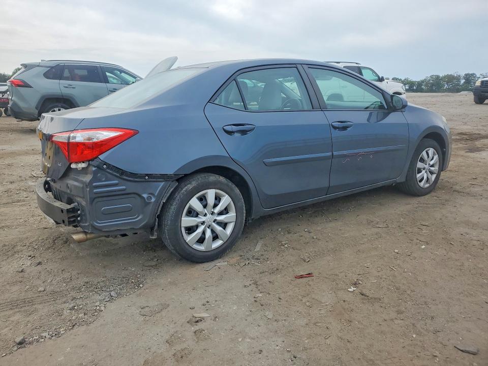 56614526 :رقم المزاد ، 2T1BURHE3FC368883 vin ، 2015 Toyota Corolla مزاد بيع