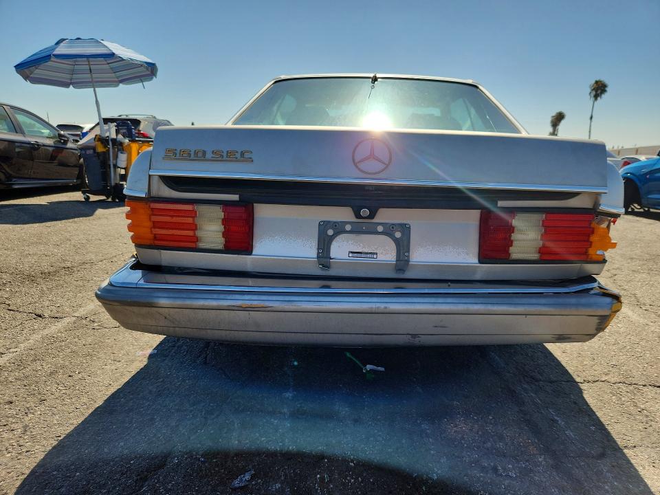 Продажа на аукционе авто 1990 Mercedes-benz 560, vin: WDBCA45E2LA536449, номер лота: 58105166