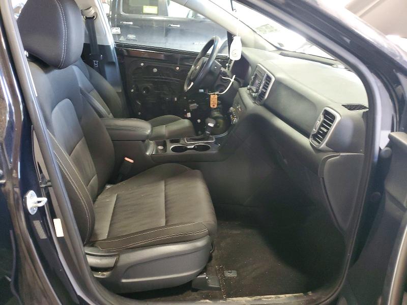 57053406 :رقم المزاد ، KNDPMCAC8H7093009 vin ، 2017 Kia Sportage مزاد بيع