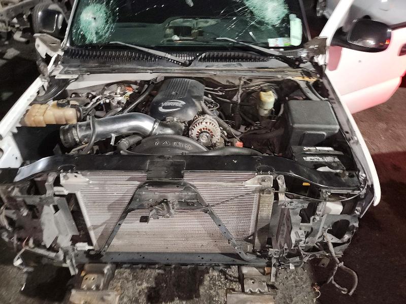 2002 Chevrolet Silverado მანქანა იყიდება აუქციონზე, vin: 2GCEC19V221328349, აუქციონის ნომერი: 56371926