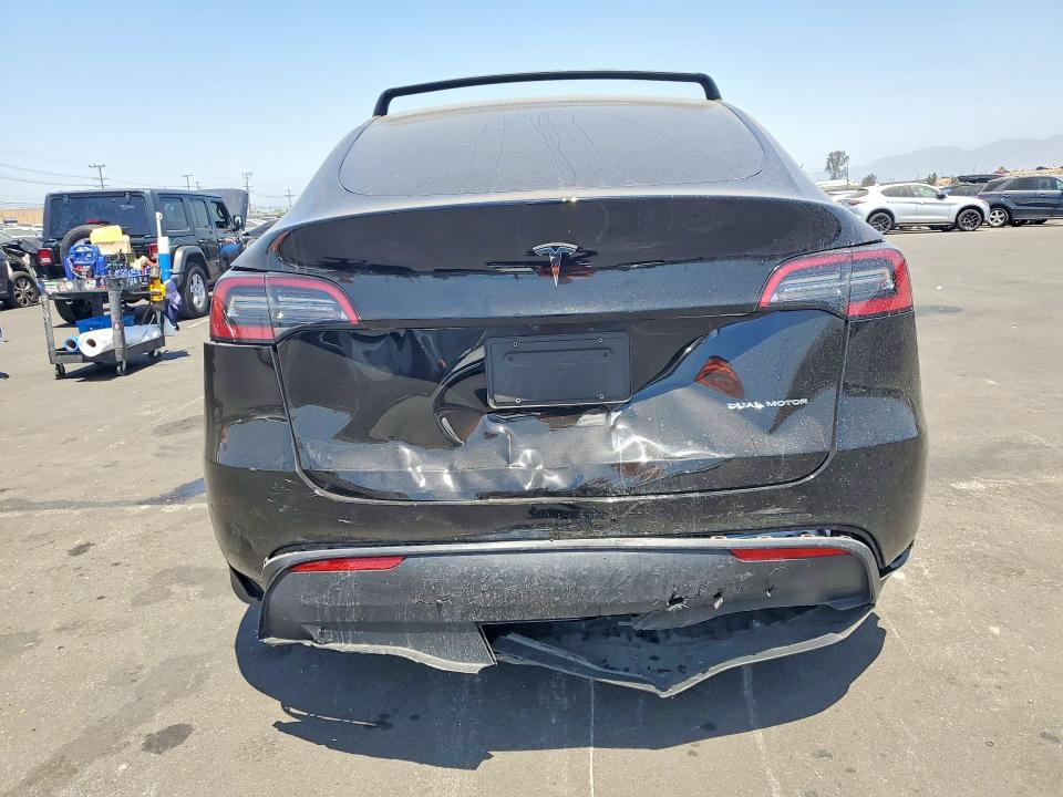 54437396 :رقم المزاد ، 7SAYGAEE7PF698954 vin ، 2023 Tesla Model Y مزاد بيع
