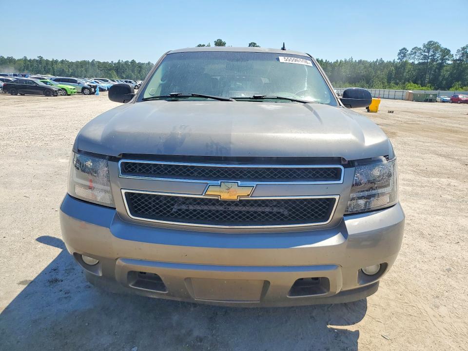 Продажа на аукционе авто 2007 Chevrolet Suburban, vin: 1GNFC16J57J235061, номер лота: 55596506