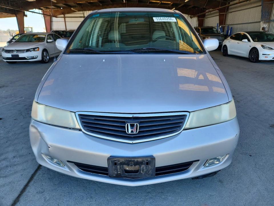 55640266 :رقم المزاد ، 2HKRL18741H563255 vin ، 2001 Honda Odyssey مزاد بيع