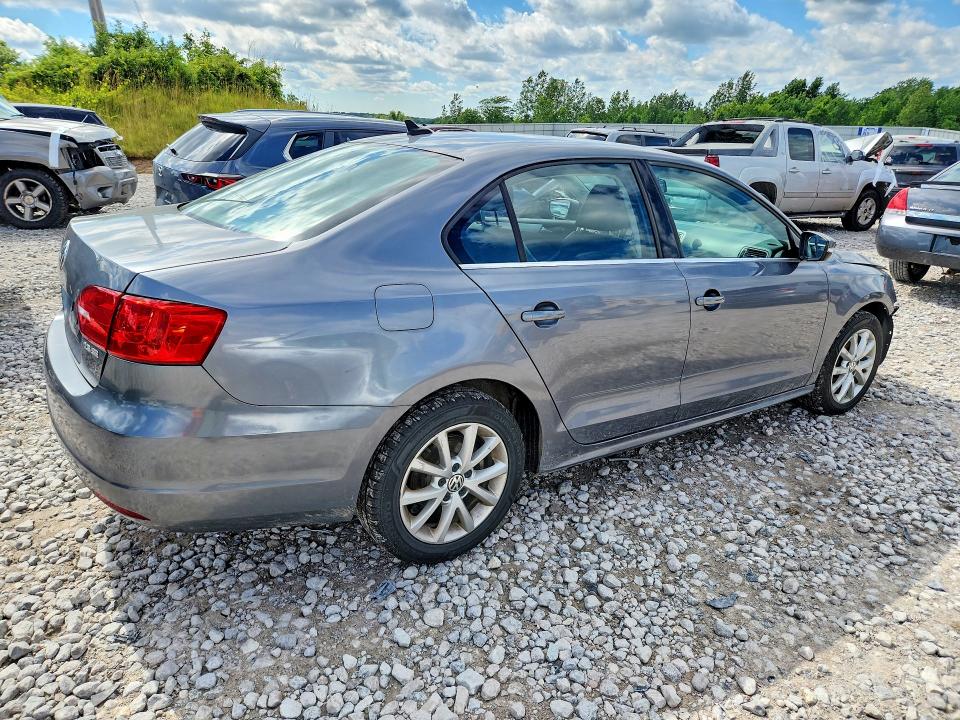 57222086 :رقم المزاد ، 3VWDP7AJ3DM201422 vin ، 2013 Volkswagen Jetta مزاد بيع