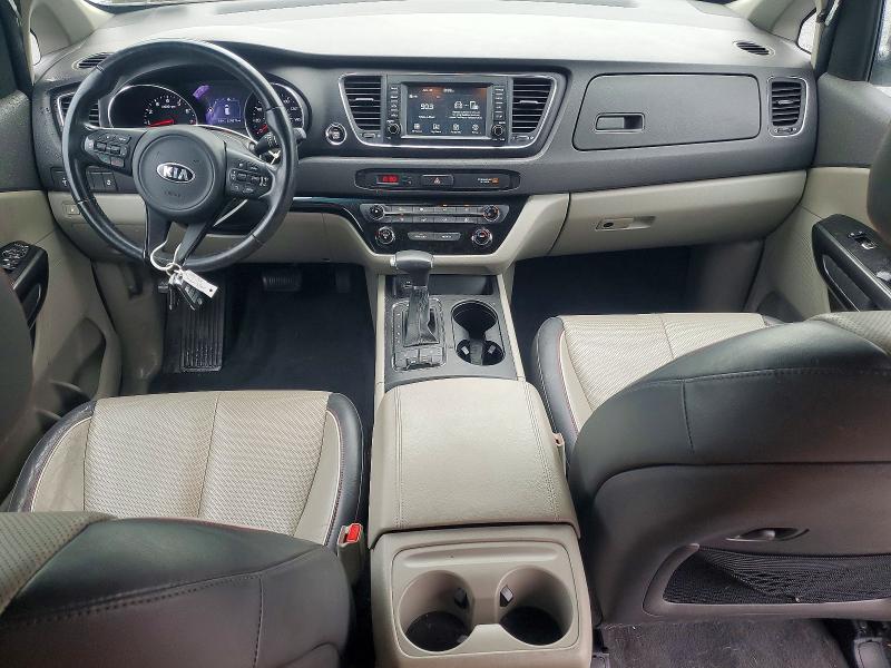 2017 Kia Sedona მანქანა იყიდება აუქციონზე, vin: KNDMB5C16H6310370, აუქციონის ნომერი: 56770316