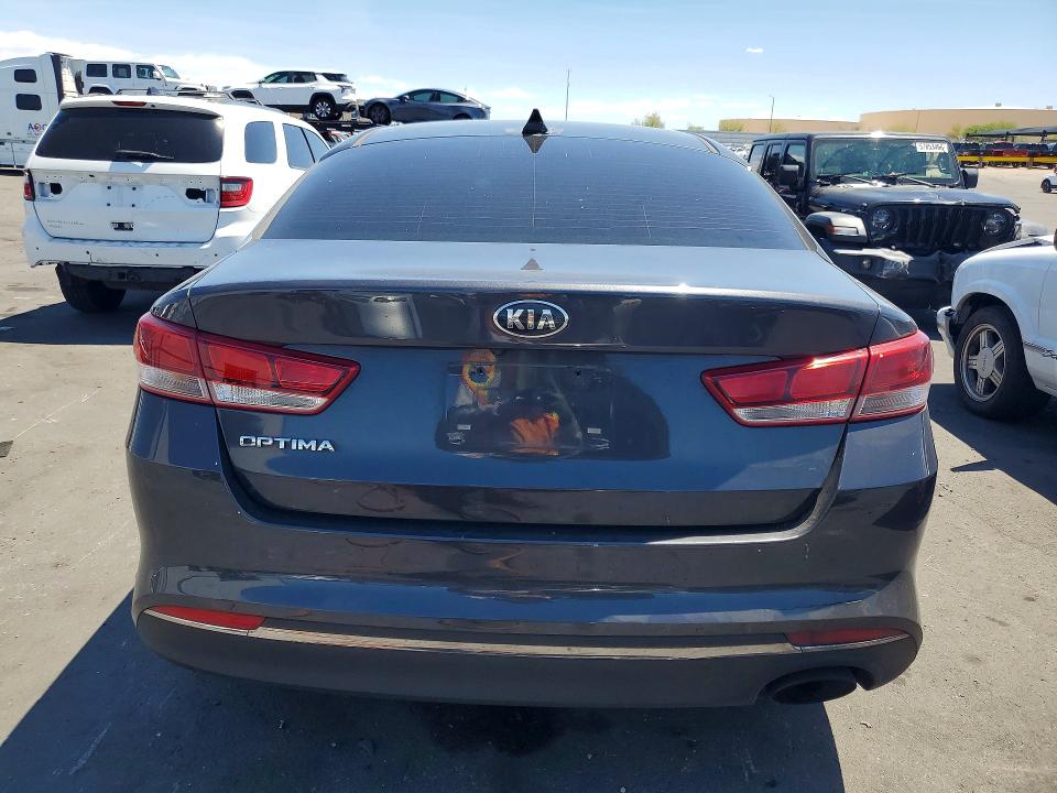 2017 Kia Optima მანქანა იყიდება აუქციონზე, vin: 5XXGT4L36HG122228, აუქციონის ნომერი: 57607306