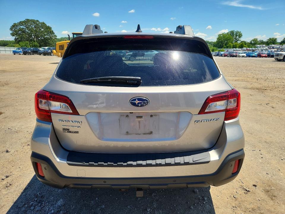 58547136 :رقم المزاد ، 4S4BSANC9J3214007 vin ، 2018 Subaru Outback مزاد بيع