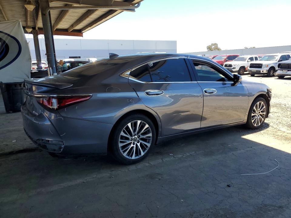 2021 Lexus Es მანქანა იყიდება აუქციონზე, vin: 58ADA1C17MU002176, აუქციონის ნომერი: 57447426