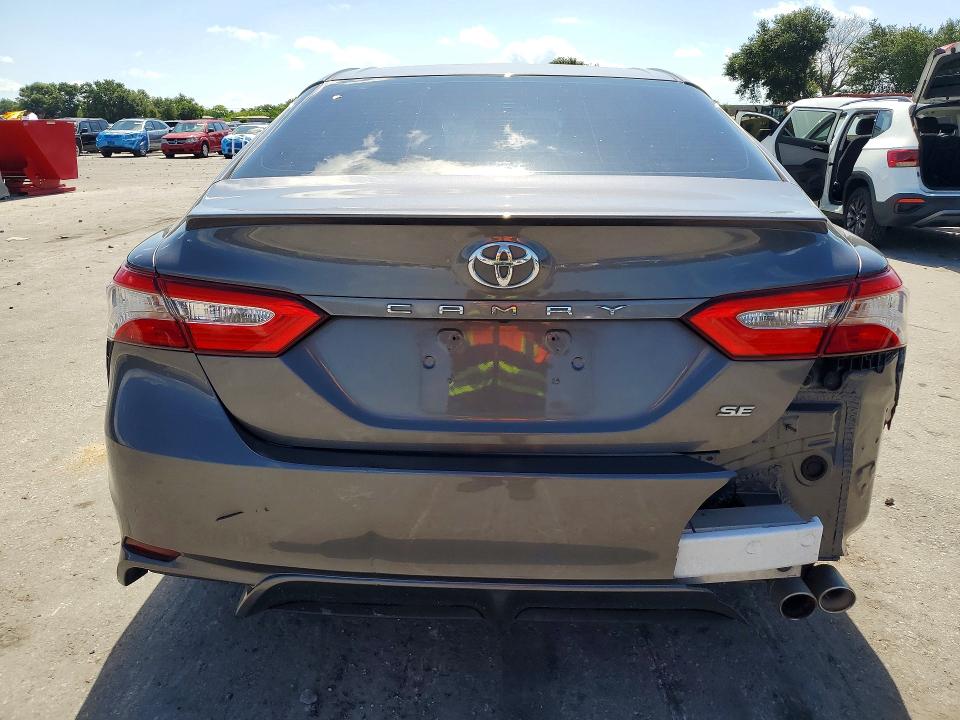 Auction sale of the 2018 Toyota Camry, vin: 4T1B11HK4JU043232, lot number: 58655426
