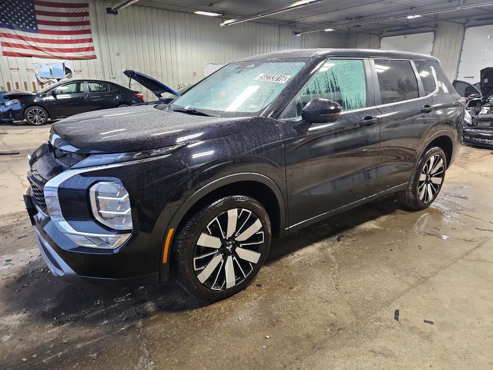 56233016 :رقم المزاد ، JA4J3VA88SZ020423 vin ، 2025 Mitsubishi Outlander مزاد بيع