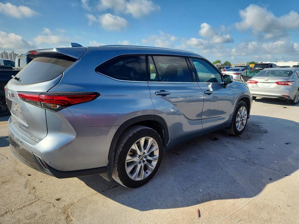 56827366 :رقم المزاد ، 5TDKDRAH1PS022781 vin ، 2023 Toyota Highlander مزاد بيع