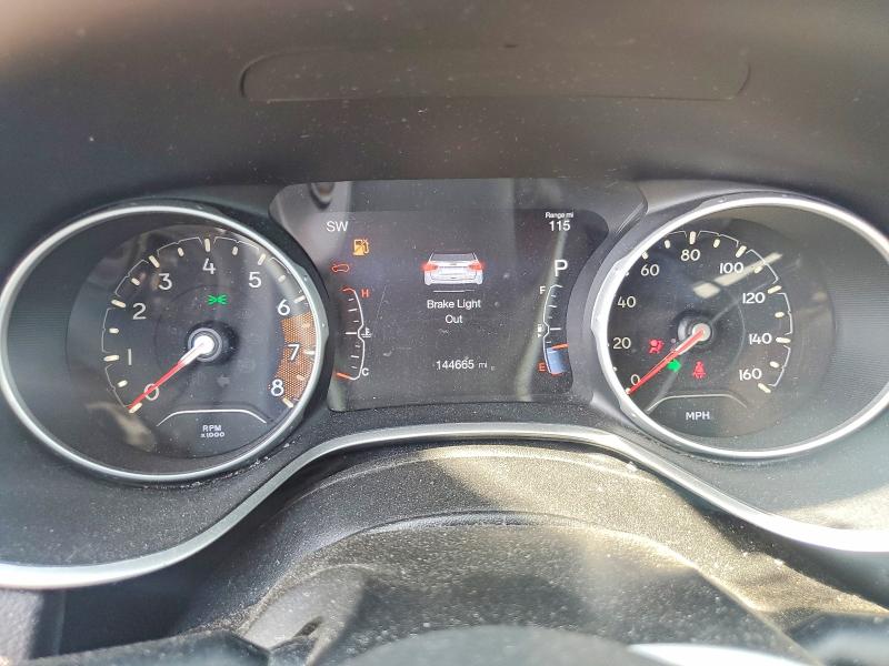 56530206 :رقم المزاد ، 3C4NJDBB7JT366180 vin ، 2018 Jeep Compass مزاد بيع