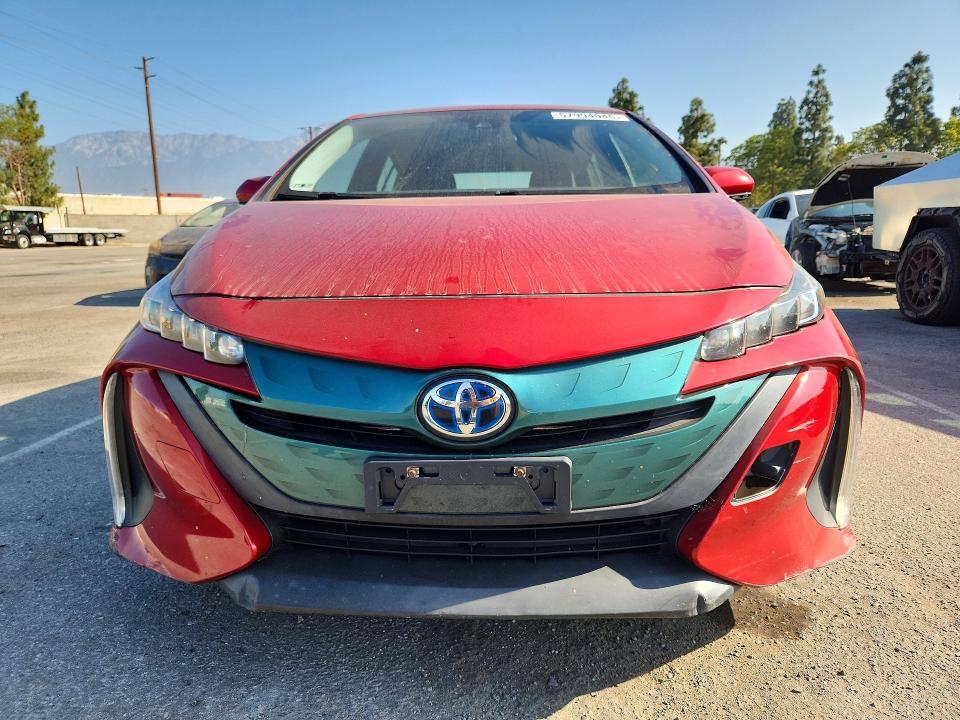 57994046 :رقم المزاد ، JTDKARFP9H3000569 vin ، 2017 Toyota Prius Prime مزاد بيع