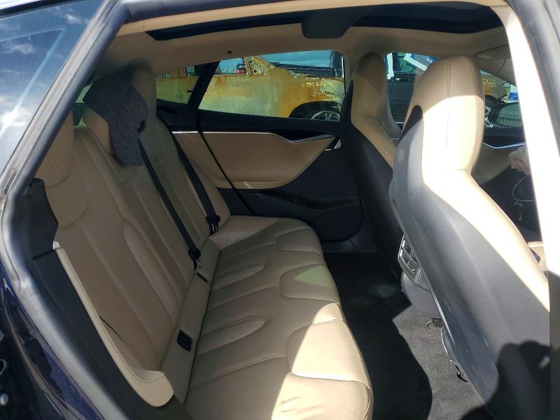 Продажа на аукционе авто 2015 Tesla Model S, vin: 5YJSA1S28FF085125, номер лота: 56652366