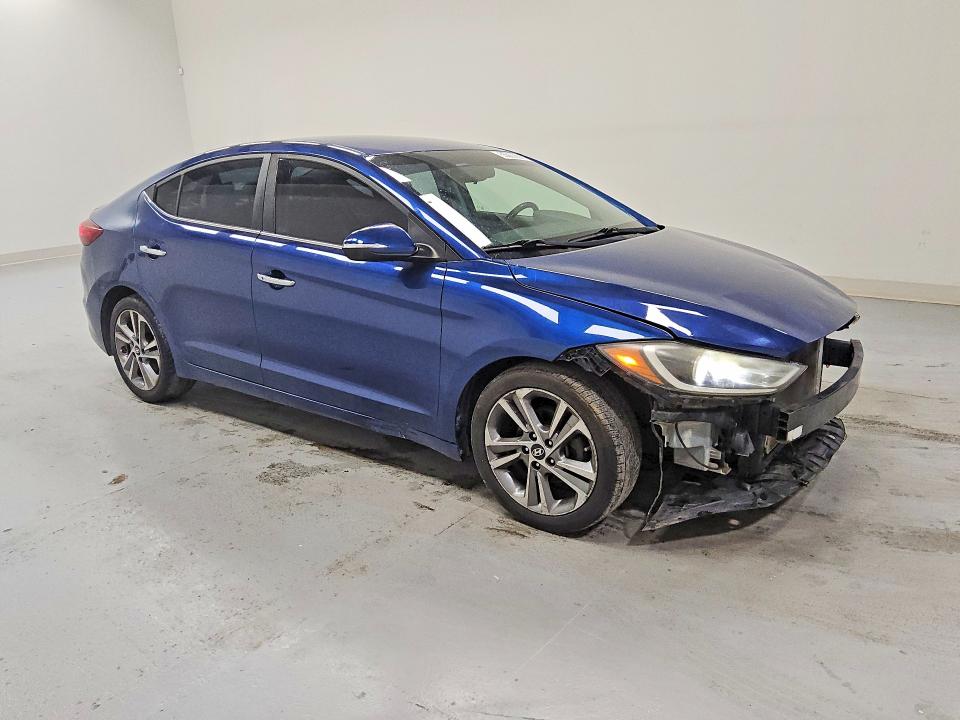 55168036 :رقم المزاد ، 5NPD84LF7HH151160 vin ، 2017 Hyundai Elantra مزاد بيع