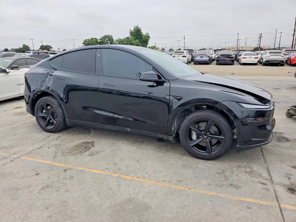 58091596 :رقم المزاد ، 7SAYGDEE5TF373098 vin ، 2026 Tesla Model Y مزاد بيع