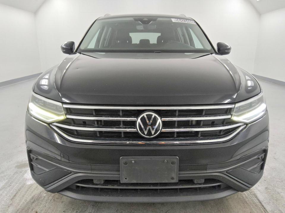 Продажа на аукционе авто 2022 Volkswagen Tiguan, vin: 3VV2B7AX0NM167794, номер лота: 58423486
