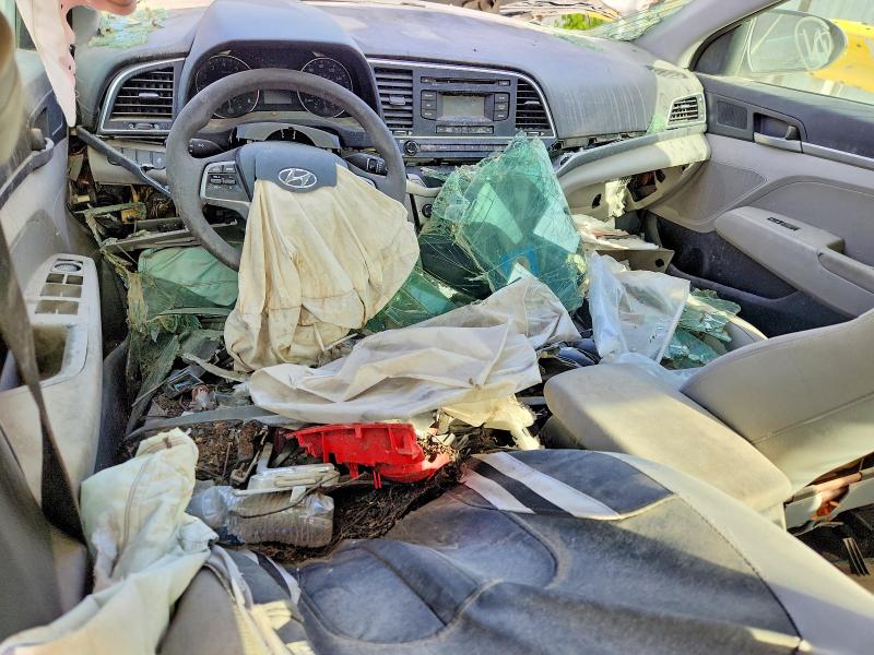 2017 Hyundai Elantra მანქანა იყიდება აუქციონზე, vin: KMHD74LF7HU087593, აუქციონის ნომერი: 58640696