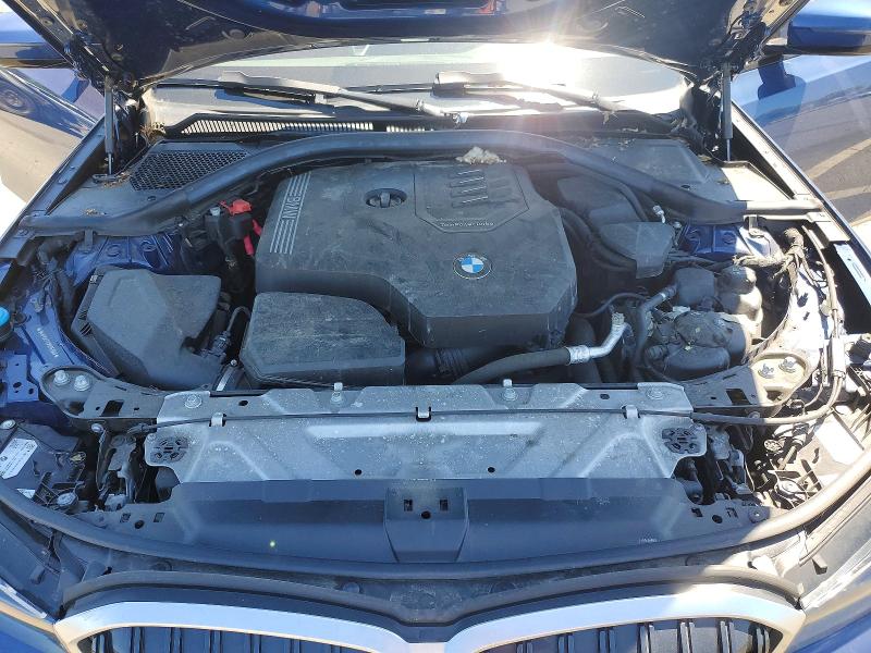 54729936 :رقم المزاد ، 3MW89FF01P8D61060 vin ، 2023 Bmw 330xi مزاد بيع