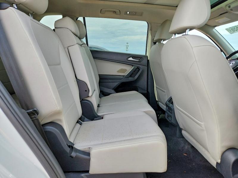 58085656 :رقم المزاد ، 3VV2B7AX4KM100028 vin ، 2019 Volkswagen Tiguan مزاد بيع