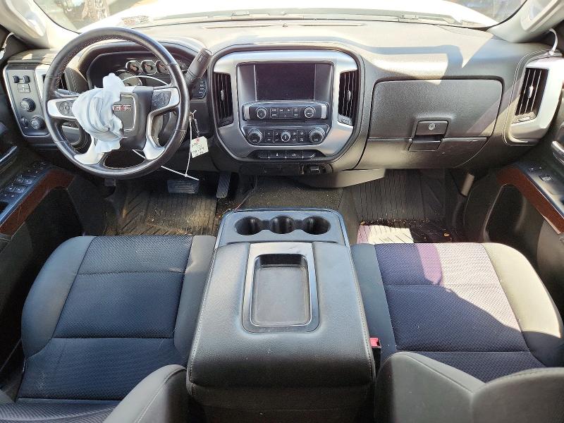 57724056 :رقم المزاد ، 1GT22SEG7JZ252782 vin ، 2018 Gmc Sierra مزاد بيع