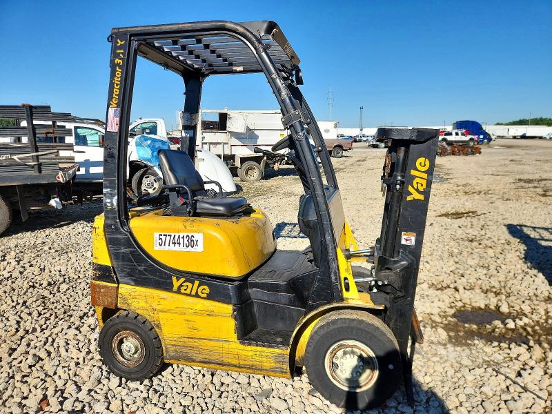 Продажа на аукционе авто 2017 Yale Unknown, vin: D810V02893R, номер лота: 57744136
