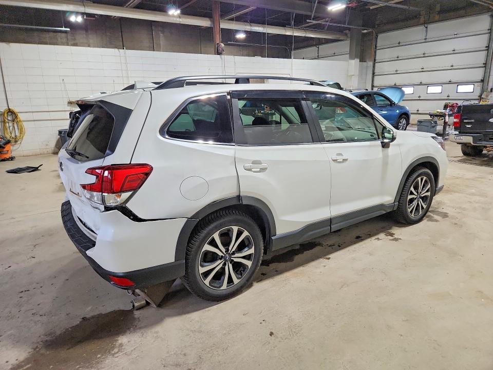 57301646 :رقم المزاد ، JF2SKAUC6MH408833 vin ، 2021 Subaru Forester مزاد بيع