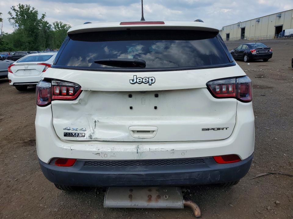 56974516 :رقم المزاد ، 3C4NJDABXJT239375 vin ، 2018 Jeep Compass مزاد بيع
