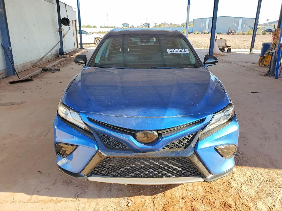 56181916 :رقم المزاد ، 4T1BZ1HK6KU024594 vin ، 2019 Toyota Camry مزاد بيع