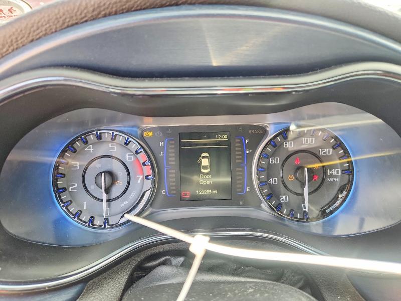 Aukcja sprzedaży 2015 Chrysler 200, vin: 1C3CCCBB2FN585393, numer aukcji: 56539026