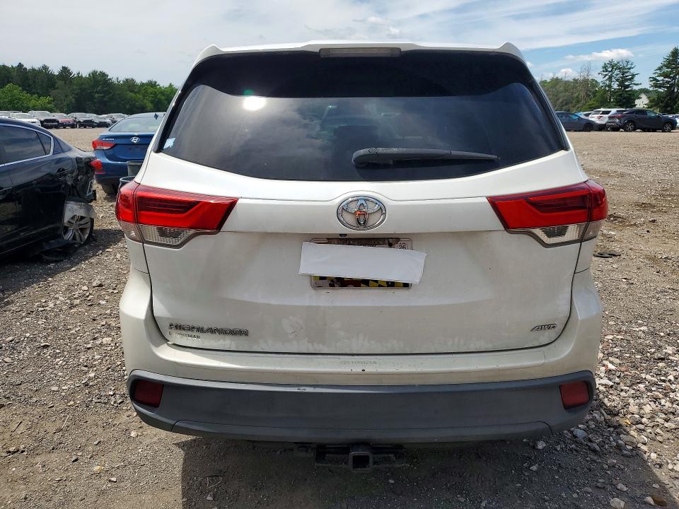 Продажа на аукционе авто 2017 Toyota Highlander, vin: 5TDBZRFH8HS459267, номер лота: 57943696